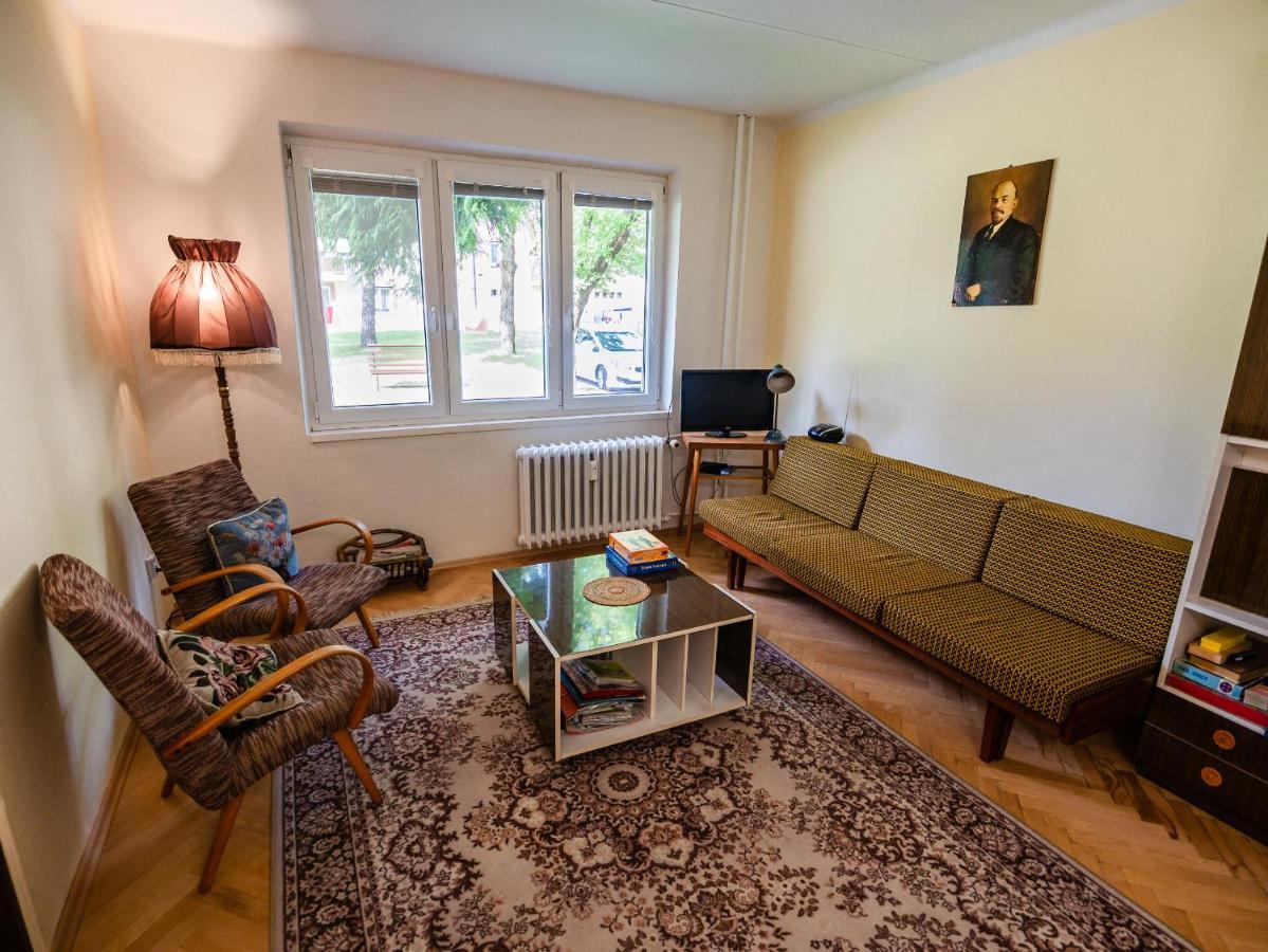 Retro Apartment Брезно Экстерьер фото
